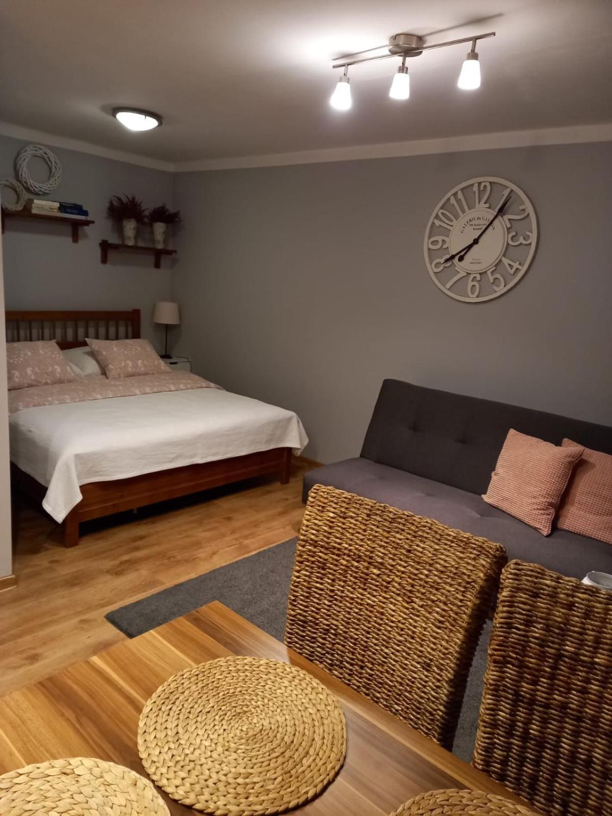 Apartamenty No3 Paczkow Esterno foto